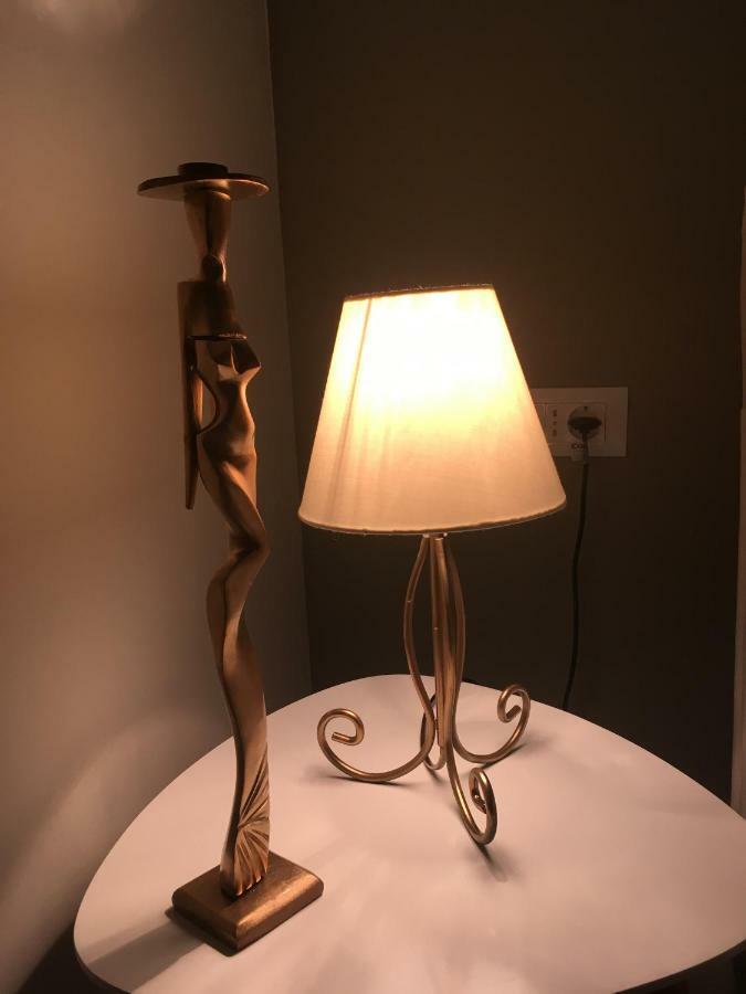Center Apartment *