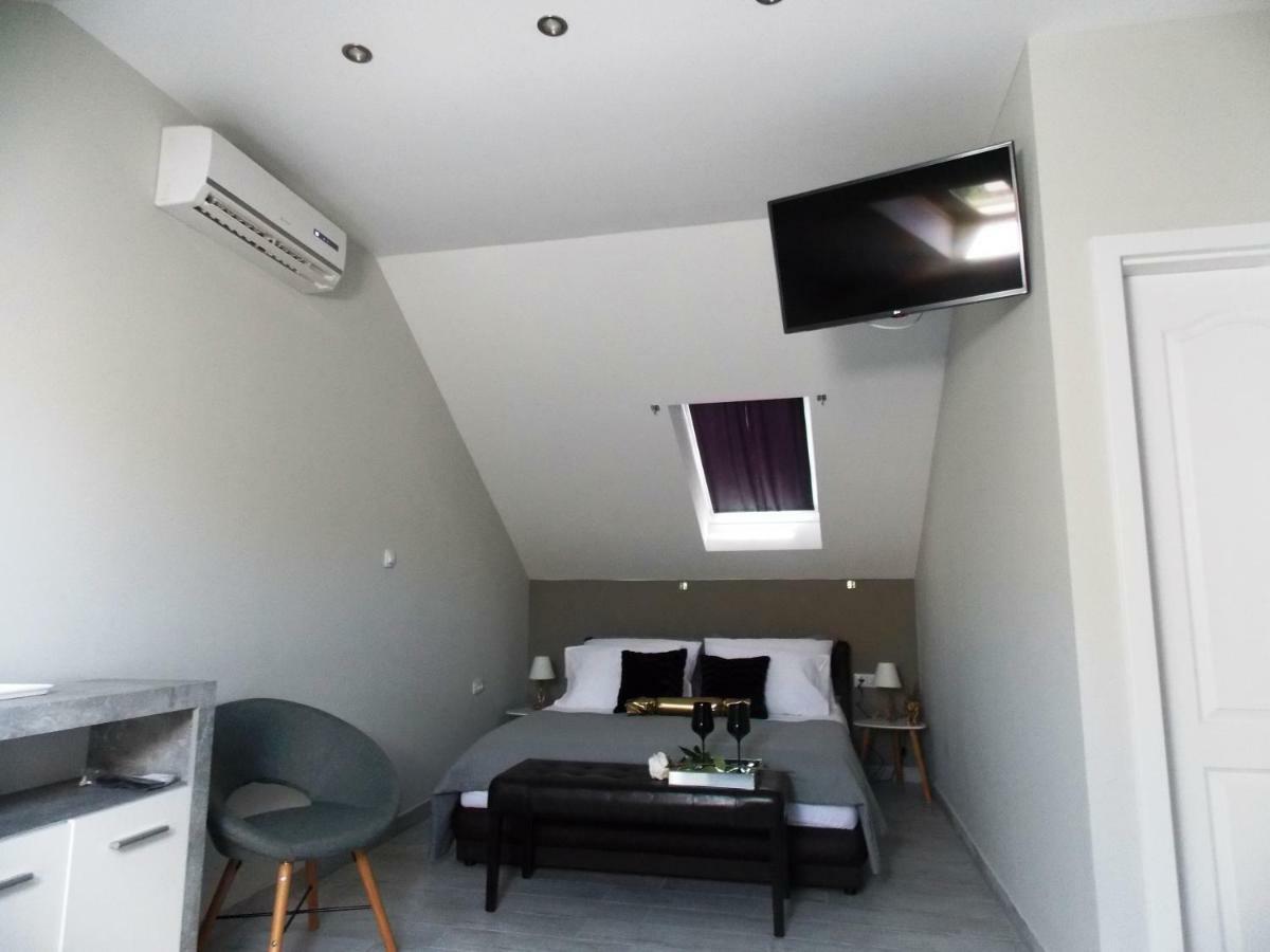 Apartament Center *